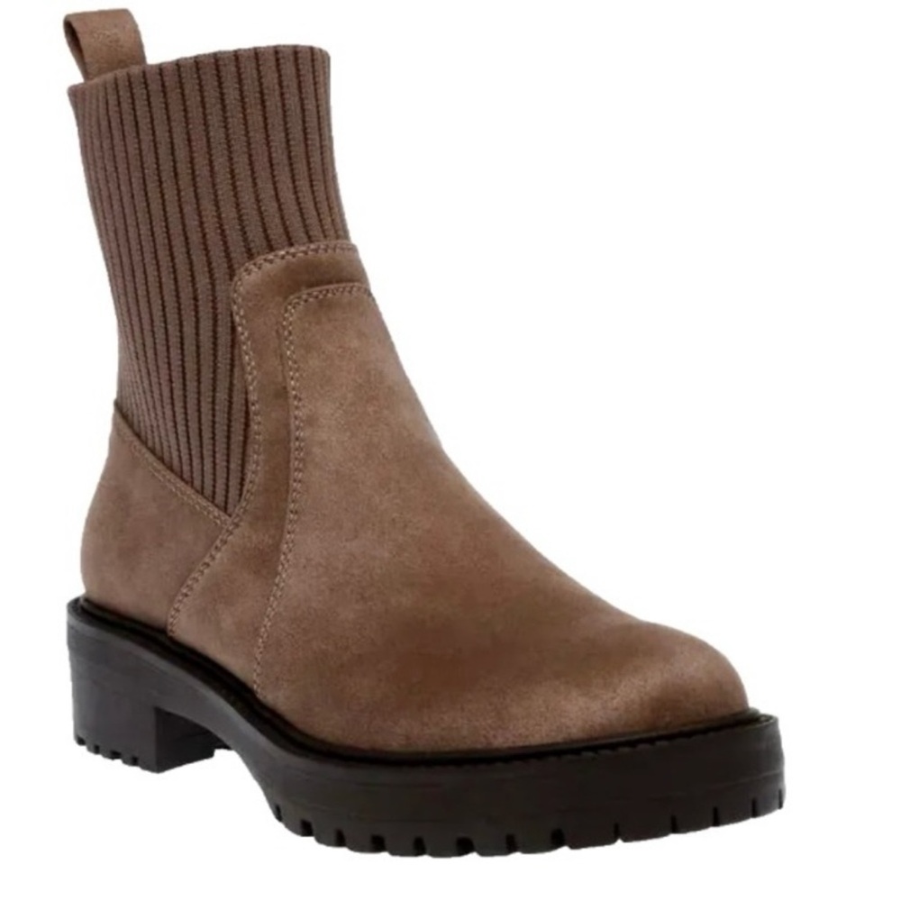 Dolce Vita Tan Ankle Boots